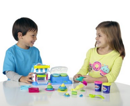 Play-Doh 培乐多雪糕甜品二重奏玩具套装 Play-Doh 培乐多雪糕甜品二重奏玩具套装