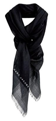 黑色羊毛围巾