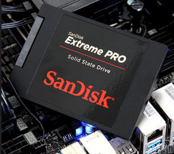 全球10年联保，闪迪 SanDisk Extreme PRO 至尊超极速系列 960GB 固态硬盘$394.43，约合2534元（历史新低，国行约3000）